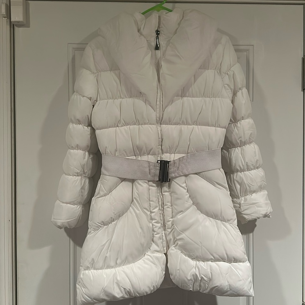 Super nice warm winter jacket for your girl